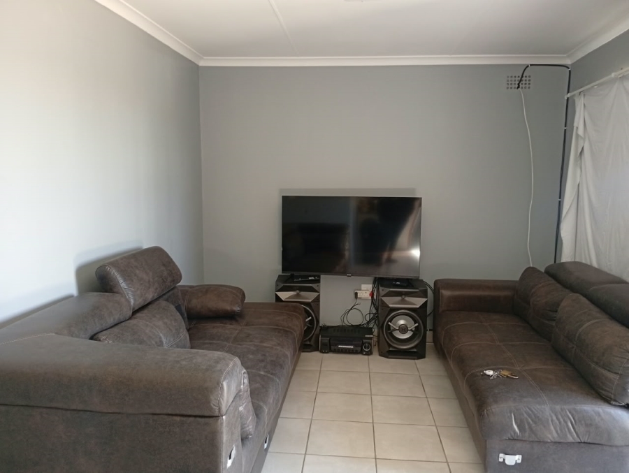 2 Bedroom Property for Sale in Griffiths Mxenge Western Cape